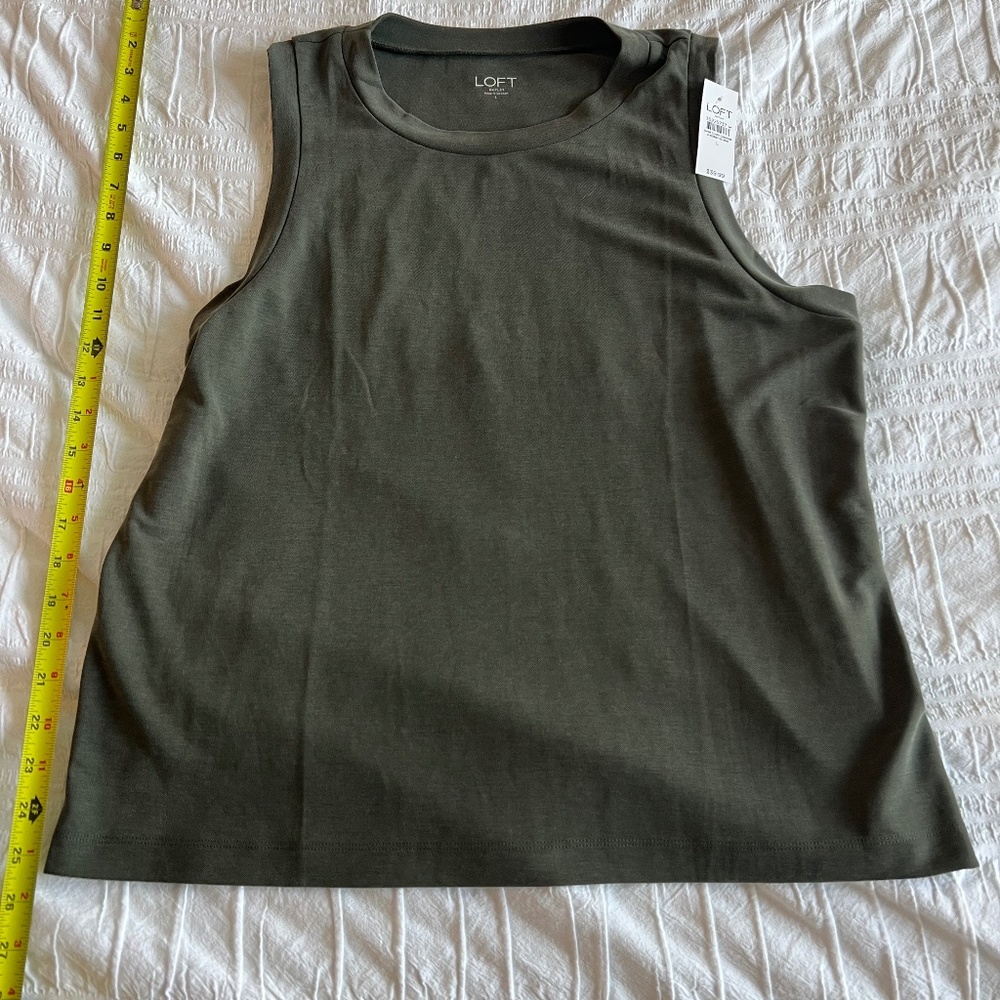 Loft Outlet Olive Tank Large Never Worn New with Tags NWT